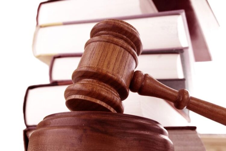 pre-litigation-vs-litigation.jpg